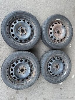 Sada zimních kol 5x112 Kumho I’ZEN KW27 205/55 R16