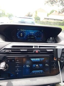 Prodám Citroena C4 Grand Picasso 1.2 turbo 140tkm