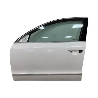 Levé přední dveře bílá LF8E Škoda Superb 2 r.v. 2011