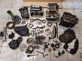 Díly motoru BMW F800 R k73 f800r