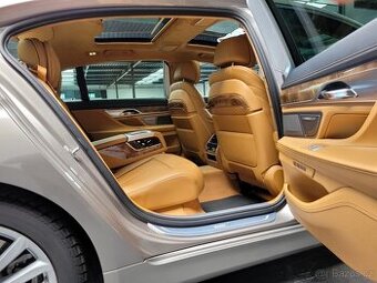 BMW 730Ld xDrive INDIVIDUAL 10/2016