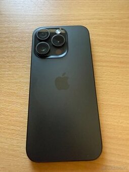 iPhone 15 Pro 256 GB, display prasklý
