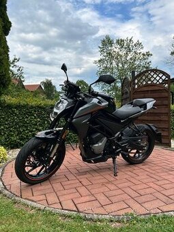 CF MOTO 300 NK