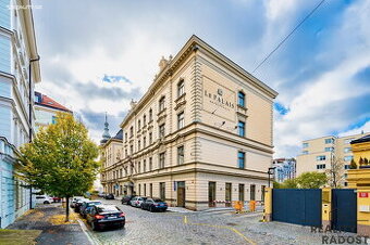 Pronájem 2 garážových stání, 30 m² – Praha 2, Vinohrady