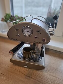 Pákový kávovar Cafe retro Ariette