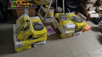 Lepící a sterkovaci hmota Webertmel 700