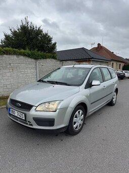 Ford Focus 1.6i 74kW