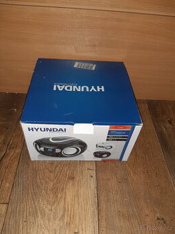 Prodám nepoužitý cd přehrávač s rádiem Hyundai