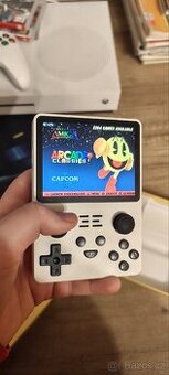 KONZOLI POWKIDDY RGB 20S - POUŽÍVANÁ 6 MĚSÍCŮ