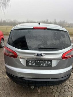 Ford s-max Náhradní díly
