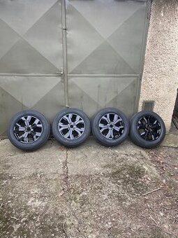 Dacia Mahalia kola + letní pneu Hankook