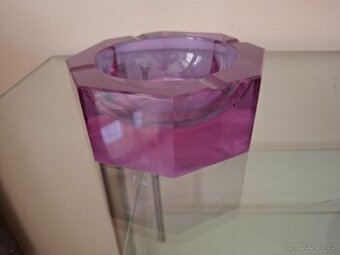 Popelník hutní sklo