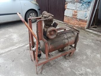 Kompresor dílenský