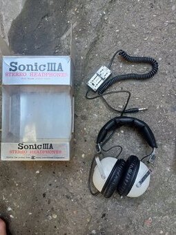 Retro sluchátka Sonic lllA