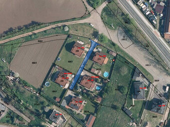 Prodej pozemku příjezdové cesty 242 m2 v obci Nová Ves, okre - 1