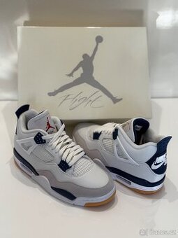 Nike Air Jordan 4 Retro SB Navy vel.43