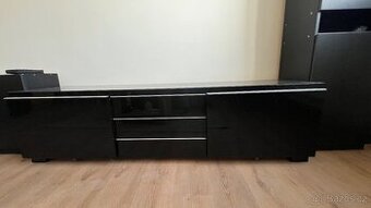 TV stolek