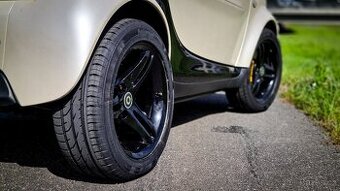 15" kola Strikeline na Smart Fortwo, pneu Continental