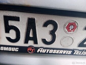 Auto na díly nebo doject