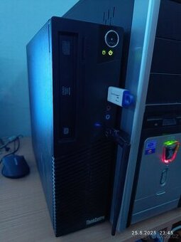 malý počítač Lenovo Thinkcentre