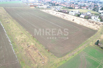 Praha 10 - Kolovraty, prodej pozemku k bydlení 5.650 m2 - 1