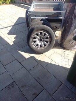 Prodám 4 kusy ocelové disky Nissan Qashqai, 215/65 R16