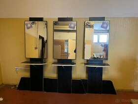 Zrcadlo s poličkou - vhodné do kadeřnictví