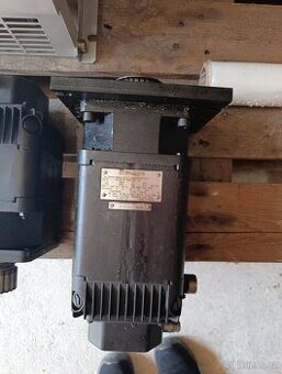 SIEMENS Permanent-Magnet-Motor. 1 HU3073-0AF01-Z