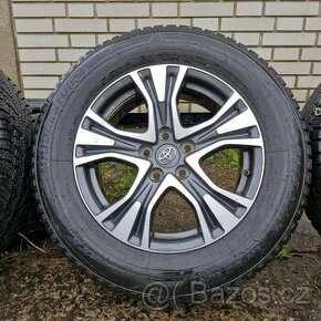 Prodám zánovní kola Toyota 225/65 R17, 5x114.3