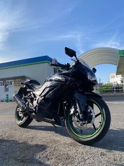 Ninja 250r garážovaná