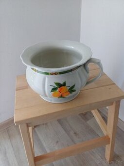 Porcelánový nočník