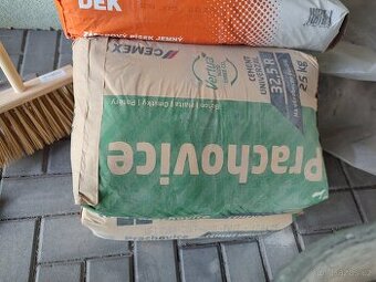 4x25 Kg Cementu CU 32,5R Prachovice