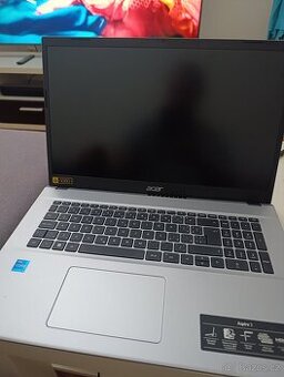 Acer Aspire 17 NX.KZVEC.001