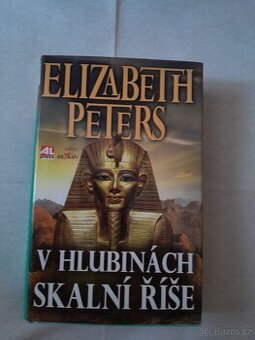 V hlubinách skalní říše