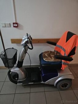 Elektrický invalidní skútr