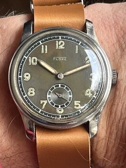 Vojenske hodinky Flore / cerny ciselnik