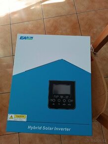 Hybridní měnič 24v solární střídač easun