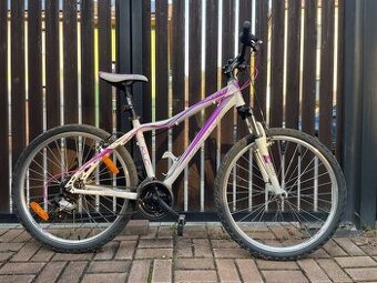 Dámské kolo Kellys Vanity 10