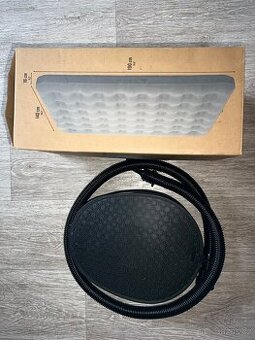 Nafukovací matrace s pumpičkou