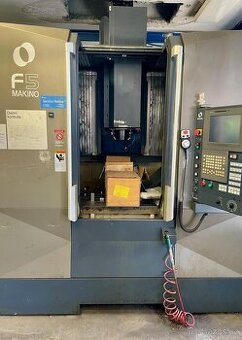 Obráběcí centrum (vertikální) MAKINO F5