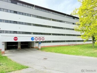 Pronájem garážového stání - 1