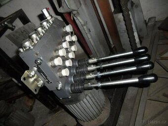 hydraulicky rozvadec