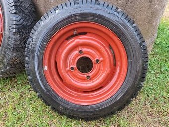 Kola na Škodovku R15