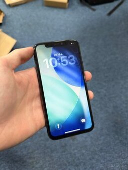 iPhone 11 Pro 256GB – Midnight Green