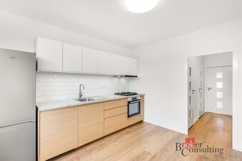 Pronájem, byty/3+1, 76 m2, Urbánkova 3371/69, Modřany, 14300