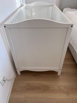 Dětská postýlka IKEA + matrace  - 1