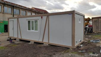 Obytný/kancelářský kontejner o rozměru 3 x 8 m