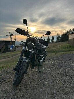Husqvarna Svartpilen 125