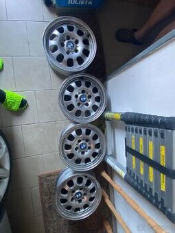 BMW kola 15" 5x120 ET42