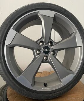 Original Audi sport A4 S4 B9 r19 + 245/35/19 99%